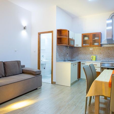 Apartments By The Sea Kastel Stari, Kastela - 15894 Номер фото